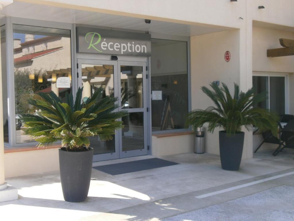 Hotel Au Tapis De Sable Saint-Cyr-sur-Mer Exterior foto